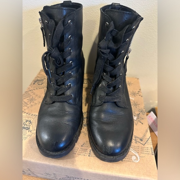 Black Heeled Aldo Boots, Size, 8.5 - Picture 5 of 5